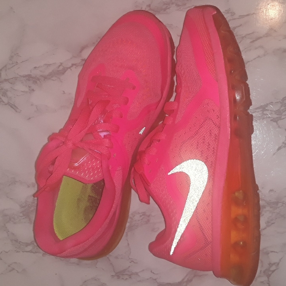 Nike Shoes - Pink Air Max Nike Sz 8